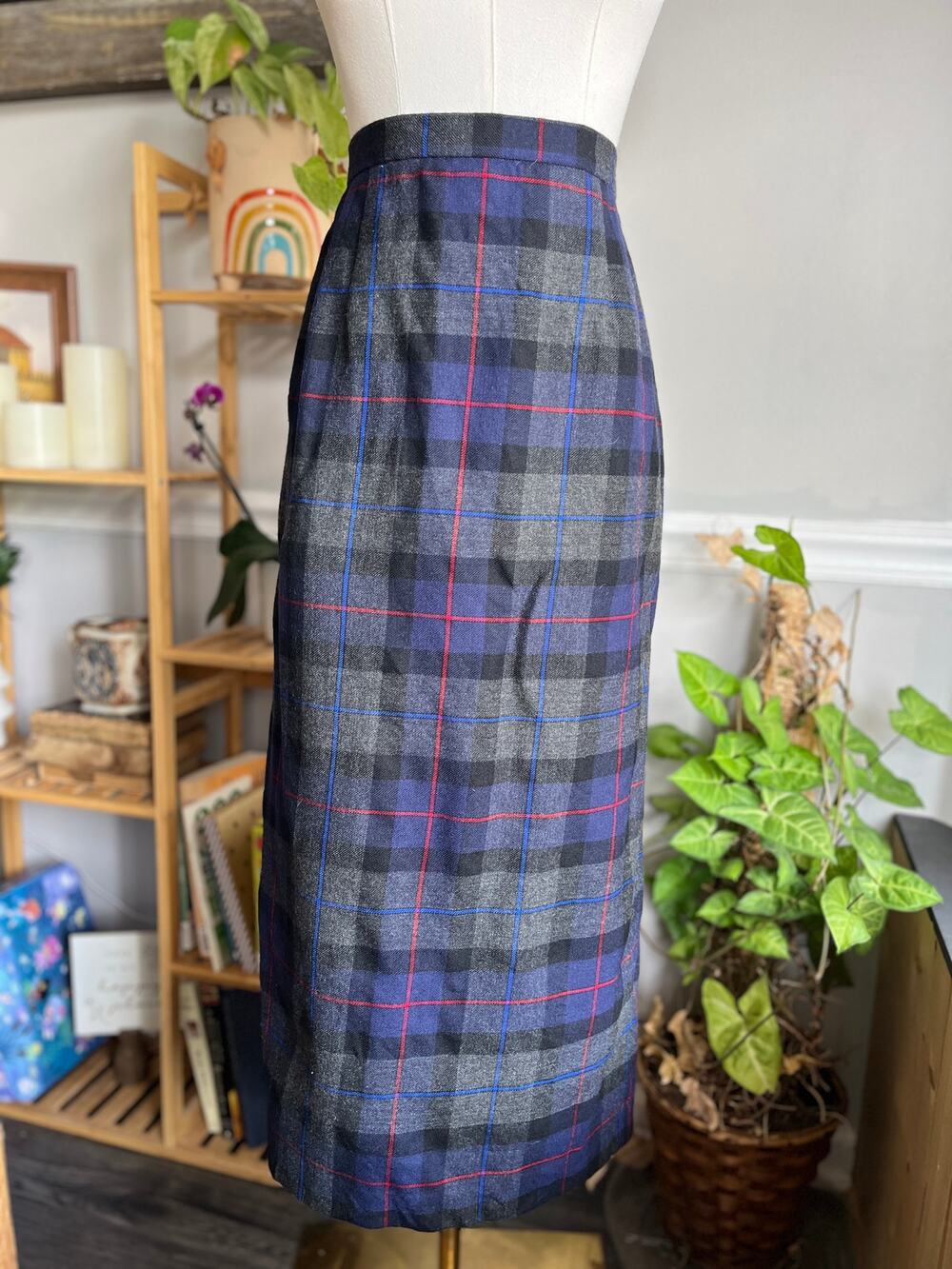 Vintage 90s Pencil Maxi Skirt Wool Blue Plaid Academia Size Medium